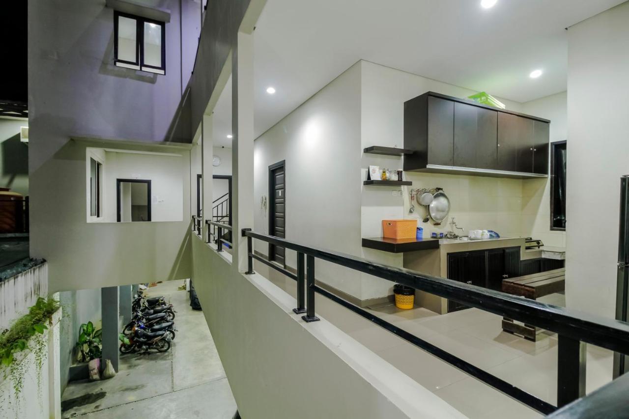 Reddoorz Near Samarinda Central Plaza Экстерьер фото